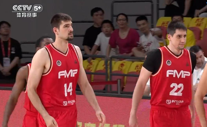 PG电子-杨瀚森缺席，中国男篮翻盘！球员评分出炉：5人获高分，3人不及格|中国队|王俊杰|庞峥麟|崔永熙|廖三宁_新浪体育_新浪新闻